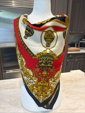Baroque-Style Decorative Scarf in Red, Gold, Black, and Cream